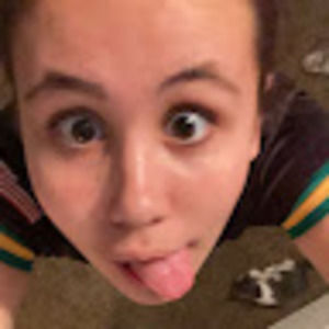 Meet your Posher, Alaina